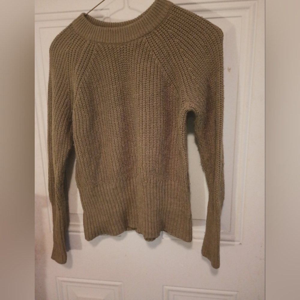 Women's Universal Thread Sweater